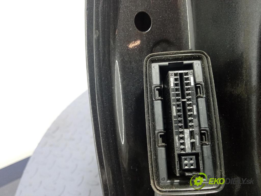 Bmw Seria 3 2014 dveře Zad: prave
