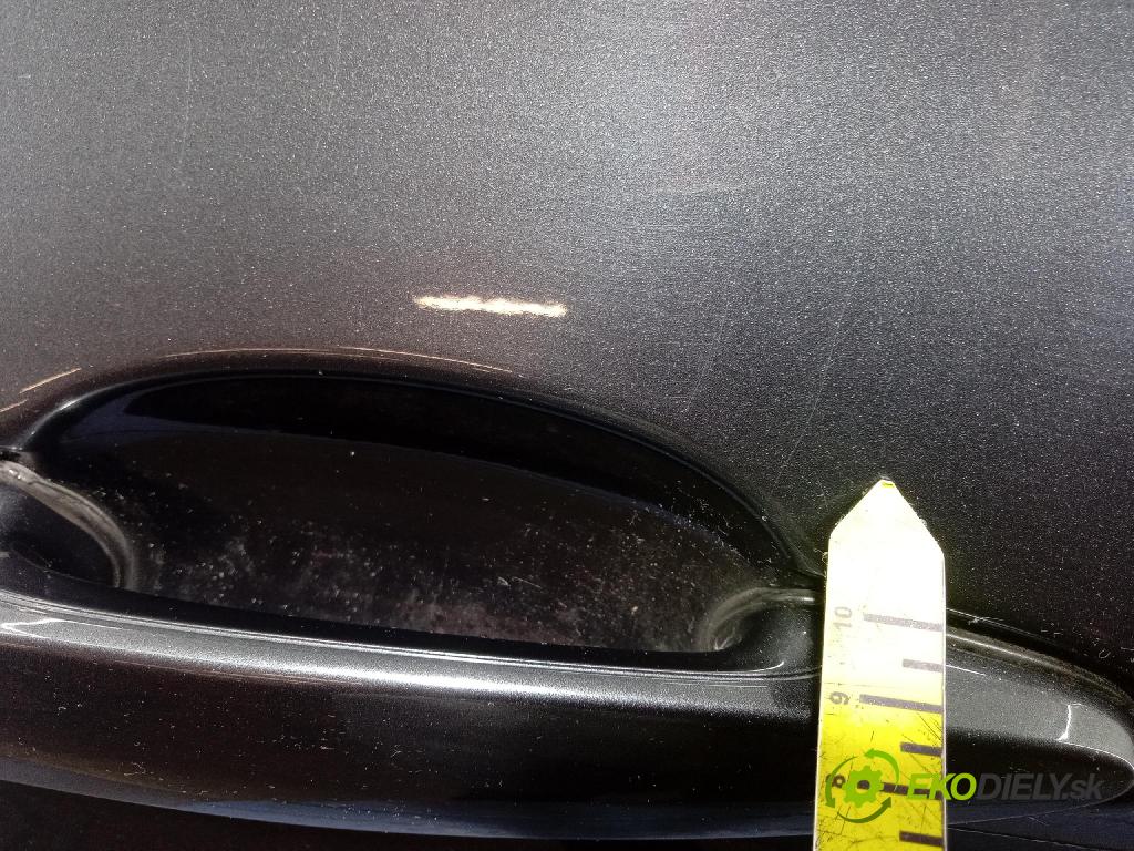 Bmw Seria 3 2014 dveře Zad: prave