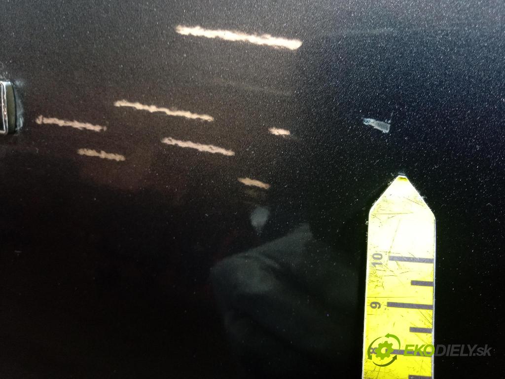 Bmw Seria 3 2014 blatník Predné v pravo: