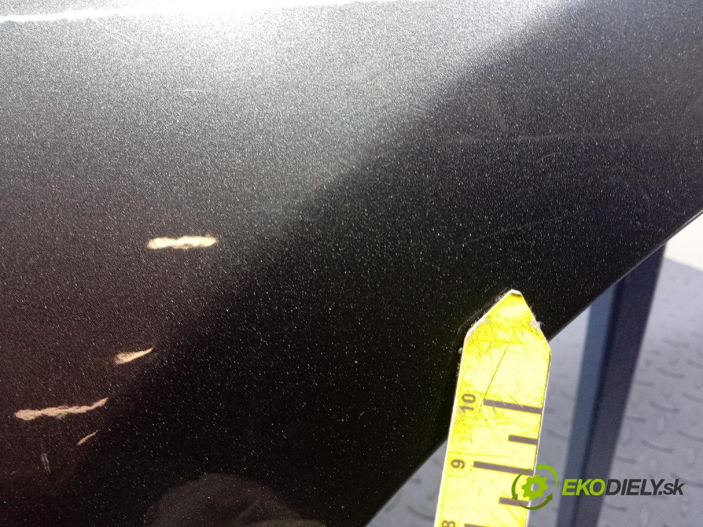 Bmw Seria 3 2014 blatník Predné v pravo: