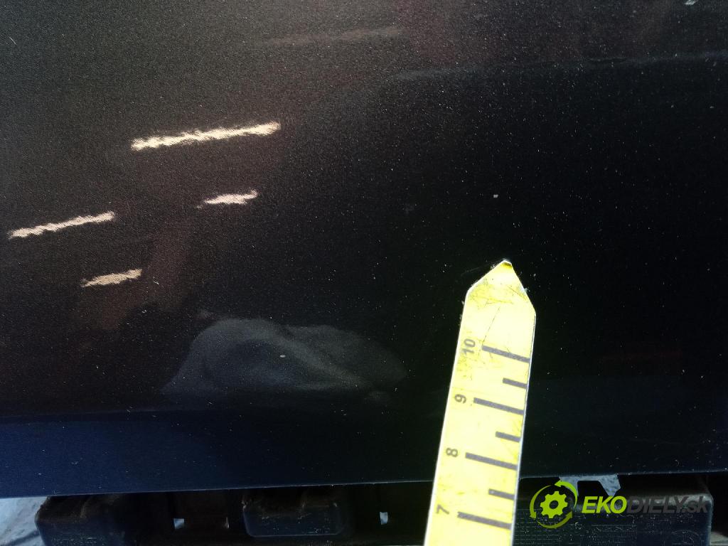 Bmw Seria 3 2014 blatník Predné v pravo: