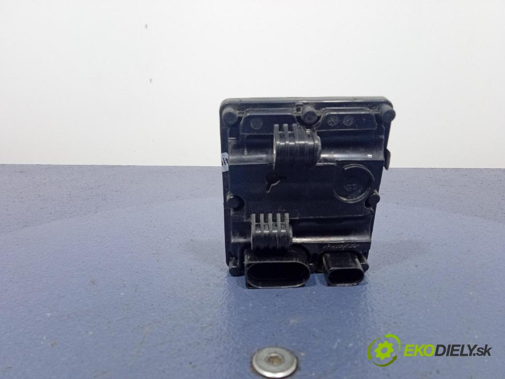 Skoda Yeti 2015 řídící jednotka 0AY907554J