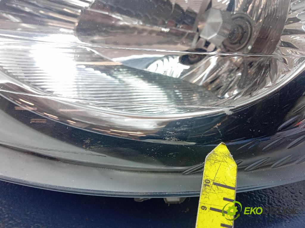 Opel Vivaro 2003 světlo Levý: 91165719
