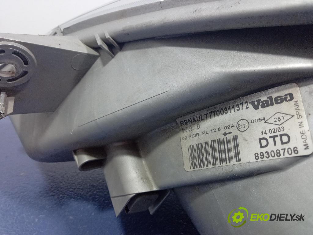 Opel Vivaro 2003 světlo v pravo: 7700311372