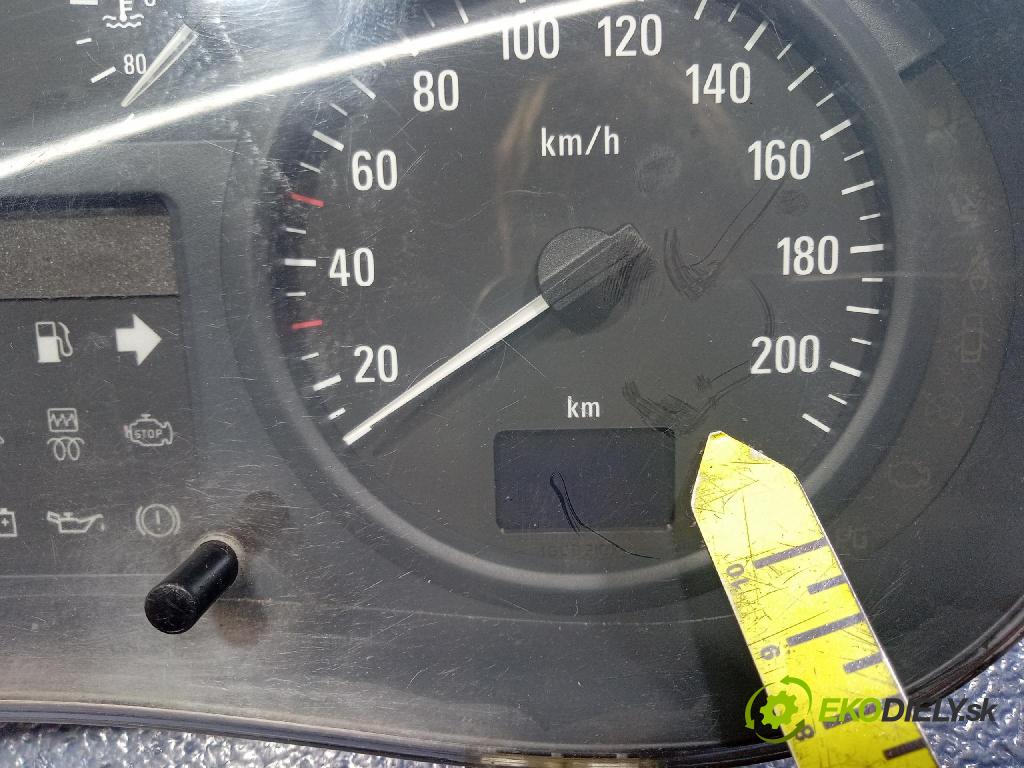 Opel Vivaro 2003 Přístrojová deska P800252450A
