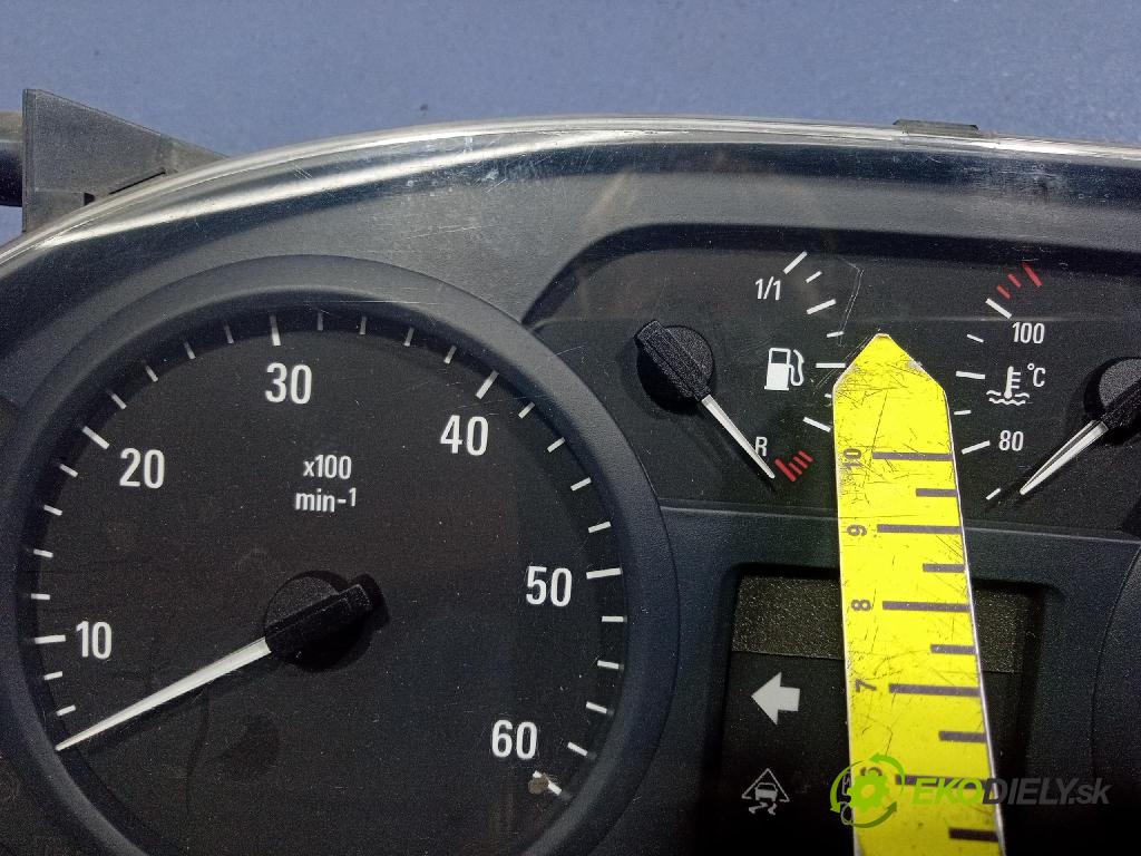Opel Vivaro 2003 Přístrojová deska P800252450A