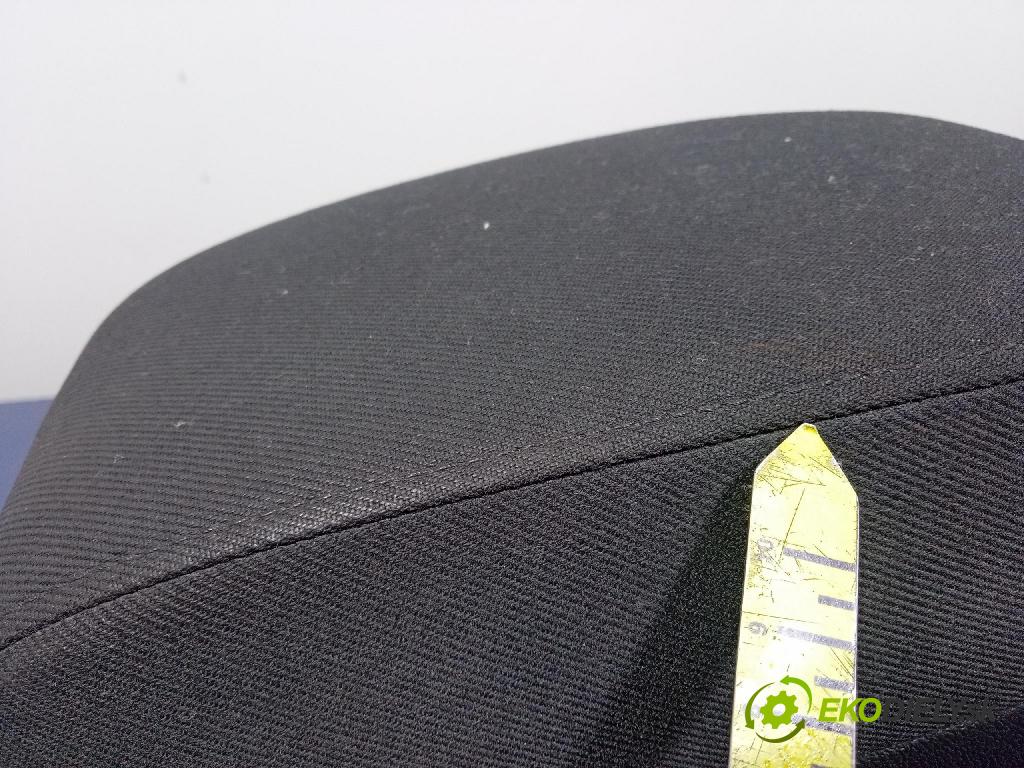 Skoda Yeti 2015 Tunel: Střední: 1Z1863241