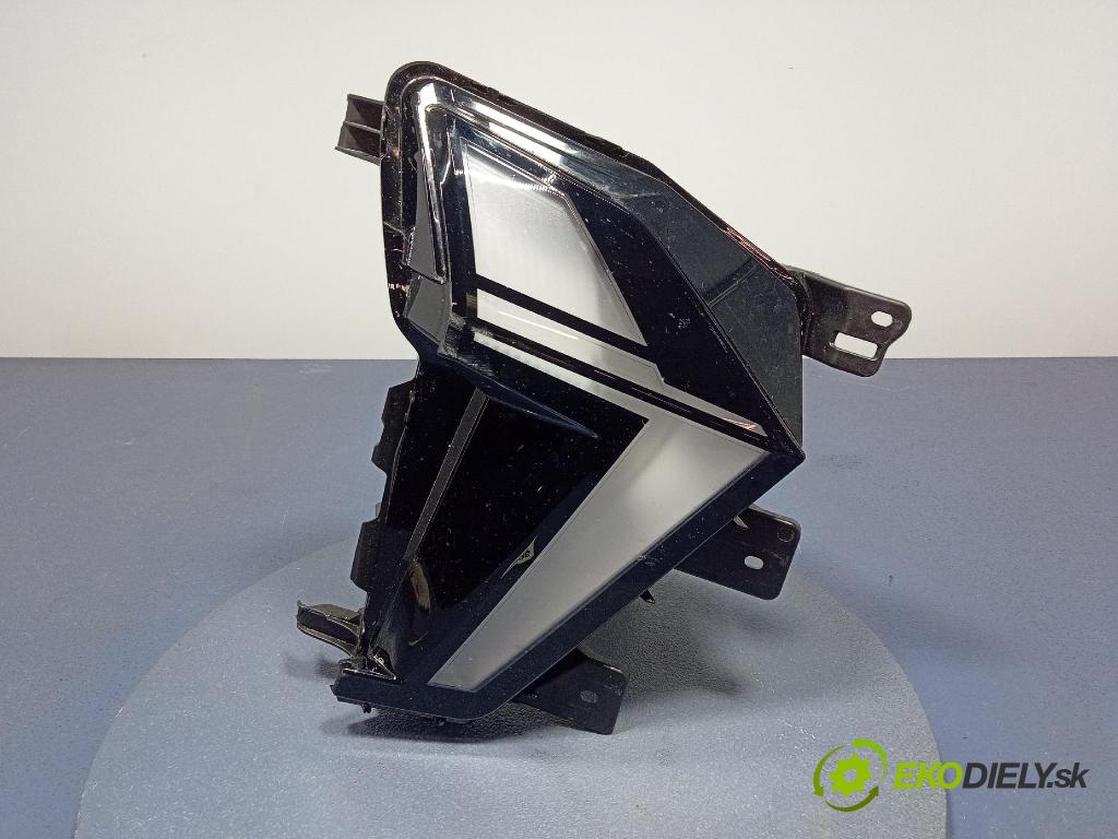 Renault Captur 0 Halogen v pravo: 266009347R