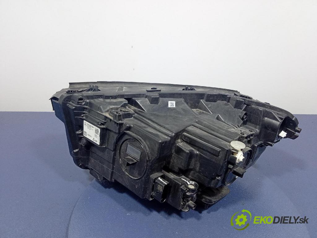 Mercedes GLA-Klasa 0 světlo v pravo: A2479066401