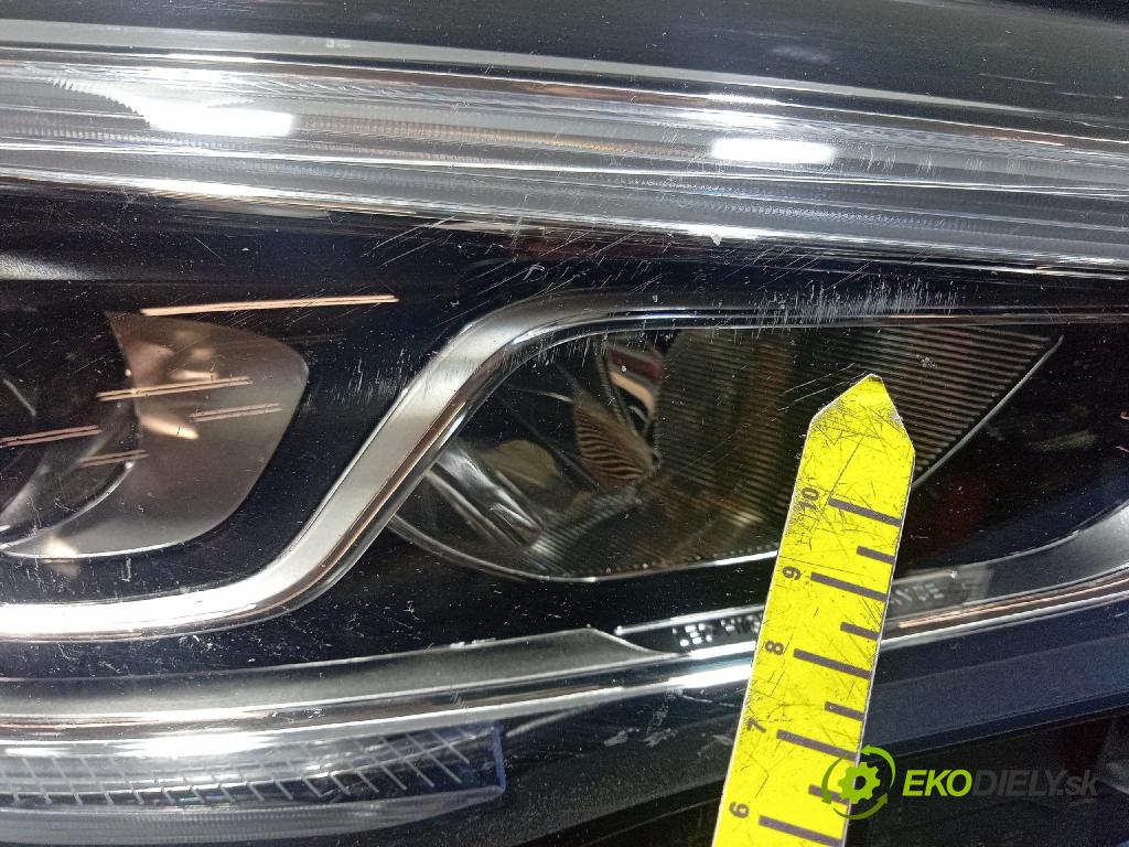Mercedes GLA-Klasa 0 světlo v pravo: A2479066401