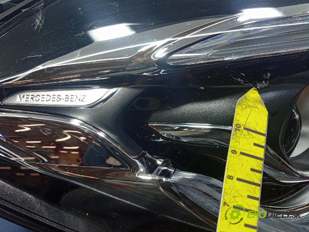 Mercedes GLA-Klasa 0 světlo v pravo: A2479066401