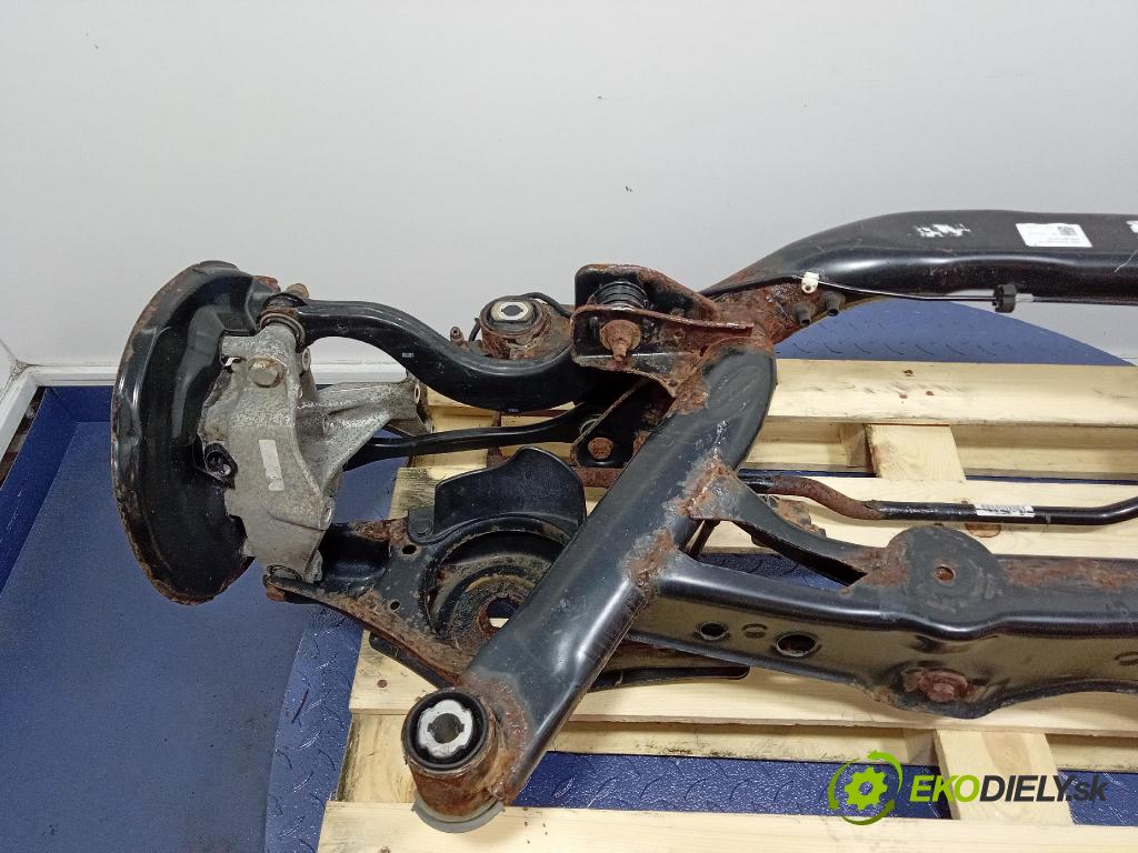 Skoda Yeti 2015 výstuha Pozastavenia: zad 5N0505235AG