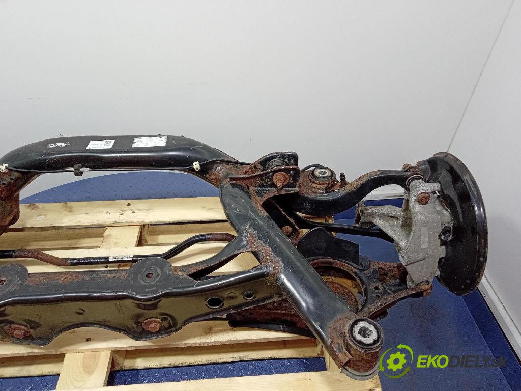 Skoda Yeti 2015 výstuha Pozastavenia: zad 5N0505235AG