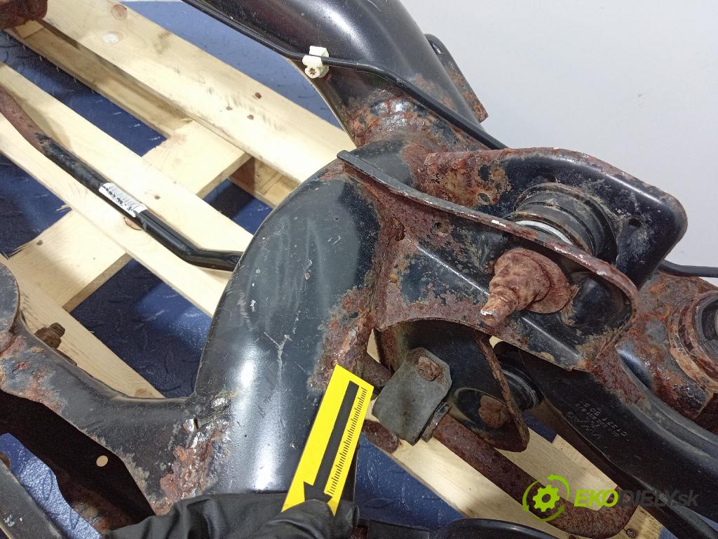 Skoda Yeti 2015 výstuha Pozastavenia: zad 5N0505235AG