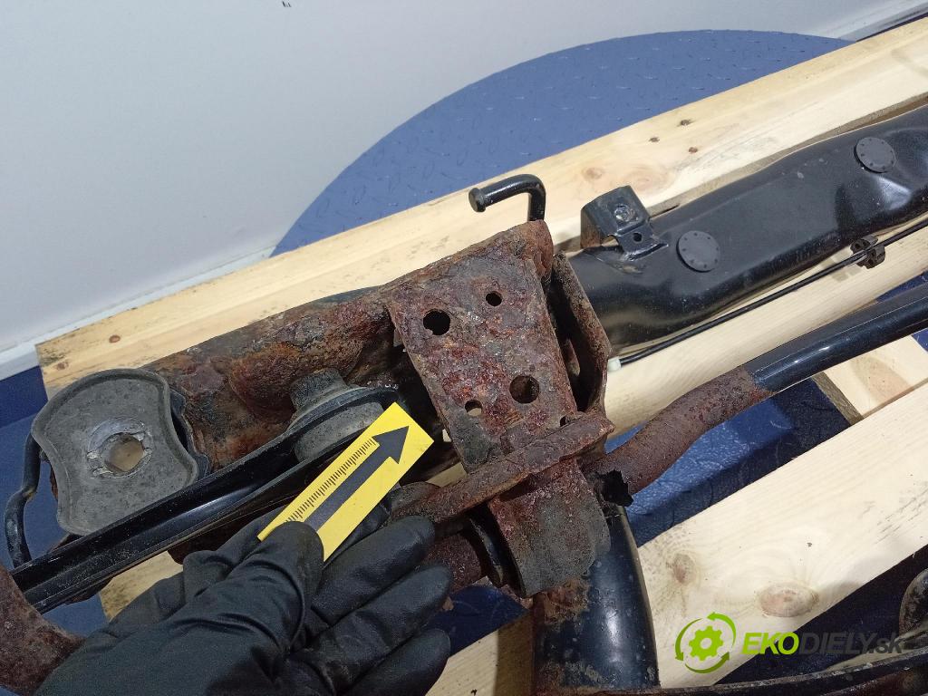 Skoda Yeti 2015 výstuha Pozastavenia: zad 5N0505235AG