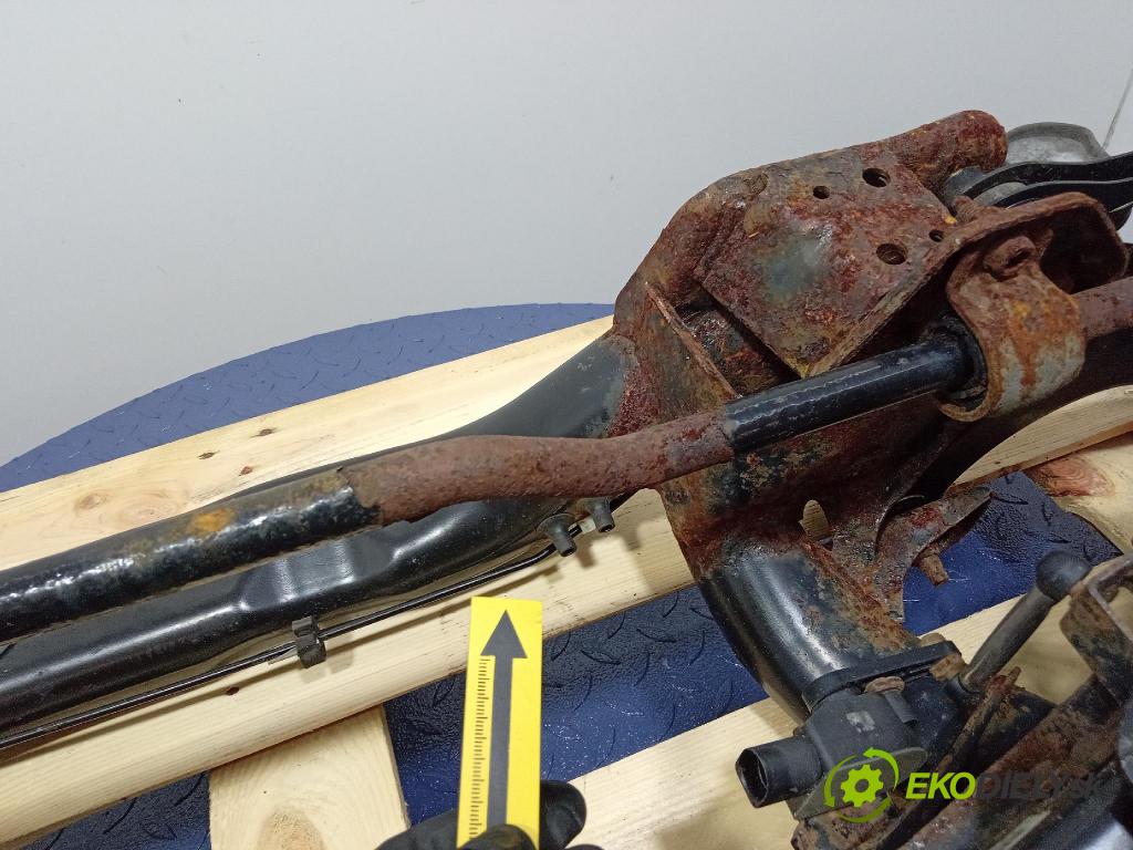 Skoda Yeti 2015 výstuha Pozastavenia: zad 5N0505235AG