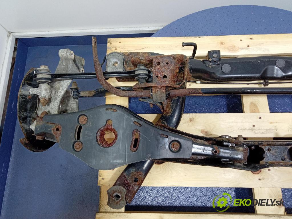 Skoda Yeti 2015 výstuha Pozastavenia: zad 5N0505235AG