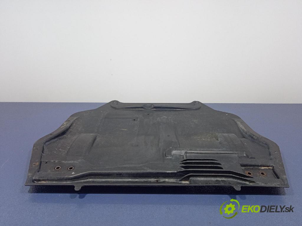 Skoda Yeti 2015 kryt Motor: 5C6825901B