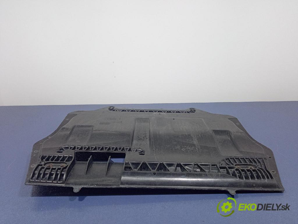 Skoda Yeti 2015 kryt Motor: 5C6825901B