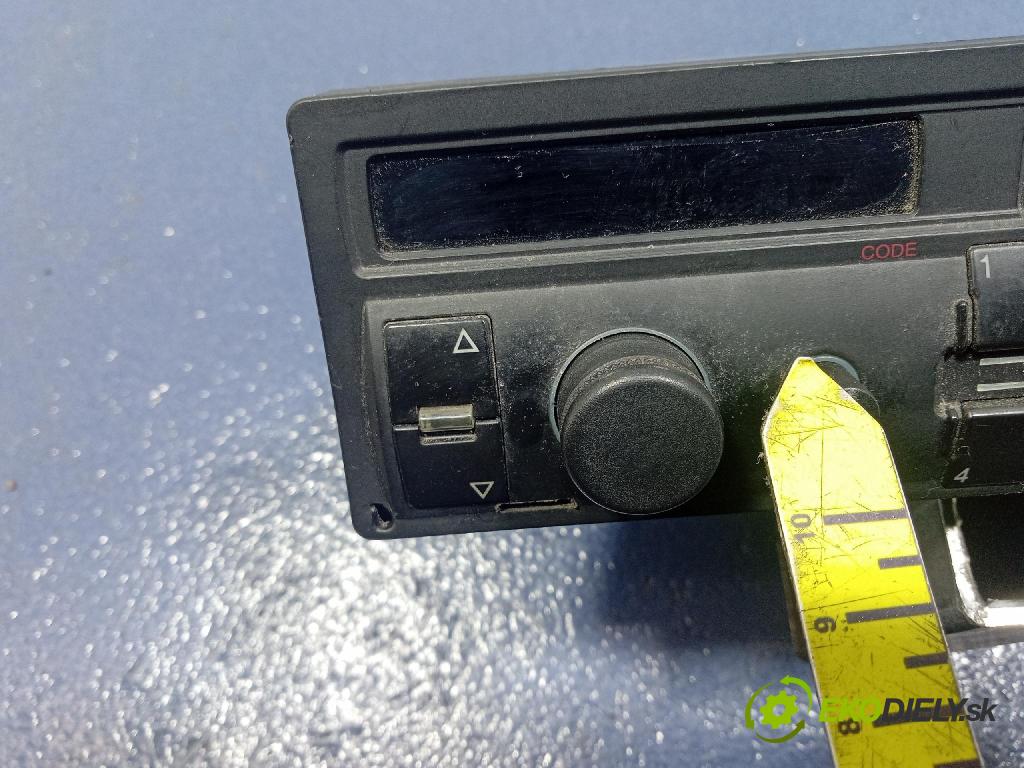 Audi A6 2001 Radio I Navigace: 4D0035152