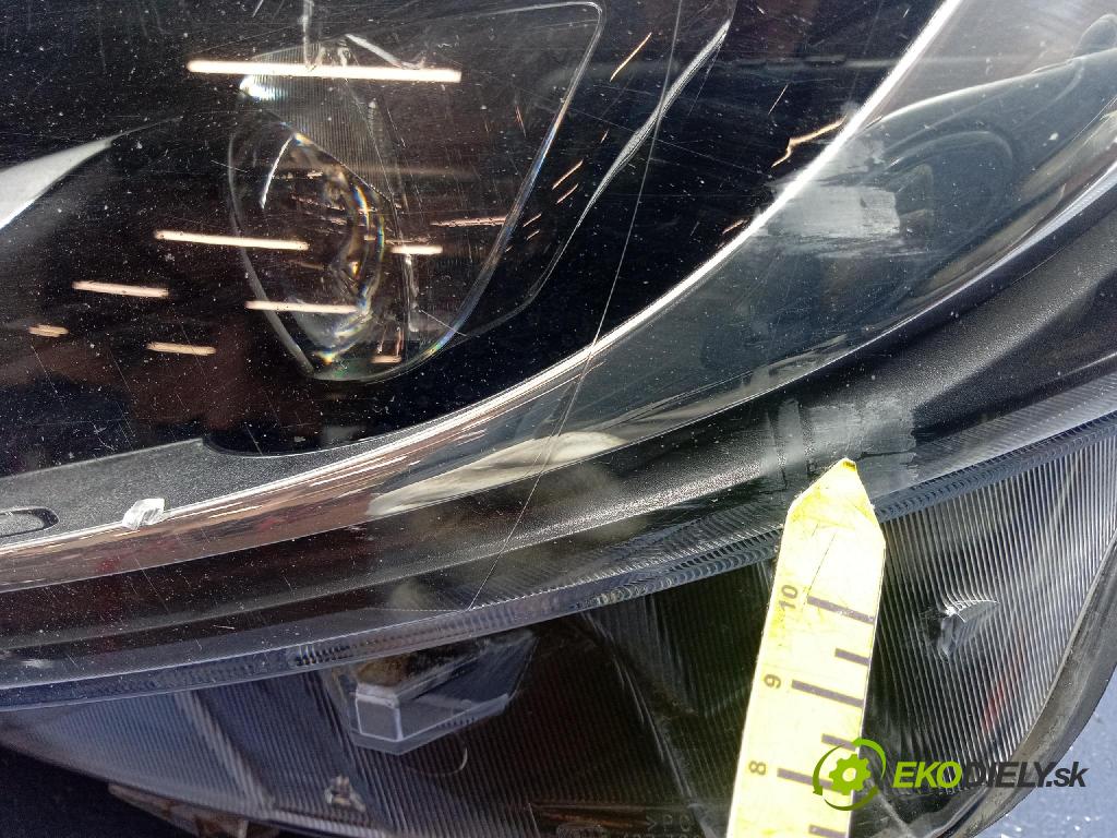 Mercedes V-Klasa 0 světlo Levý: a4479060101
