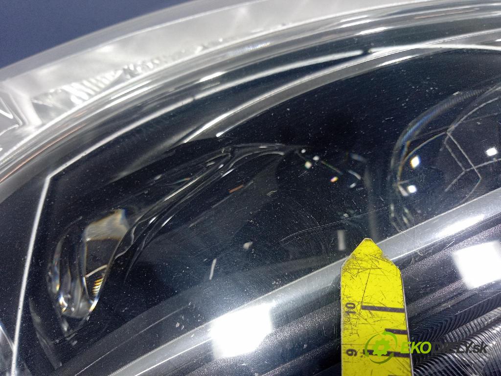 Mercedes V-Klasa 0 světlo Levý: a4479060101