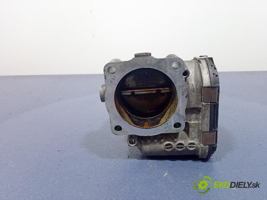 Audi A6 2001 škrticí klapka 06B133062M