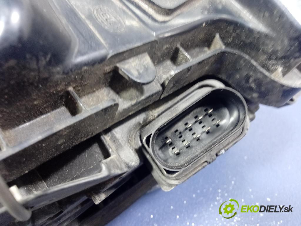 Audi A6 2001 světlo Levý: 14847300