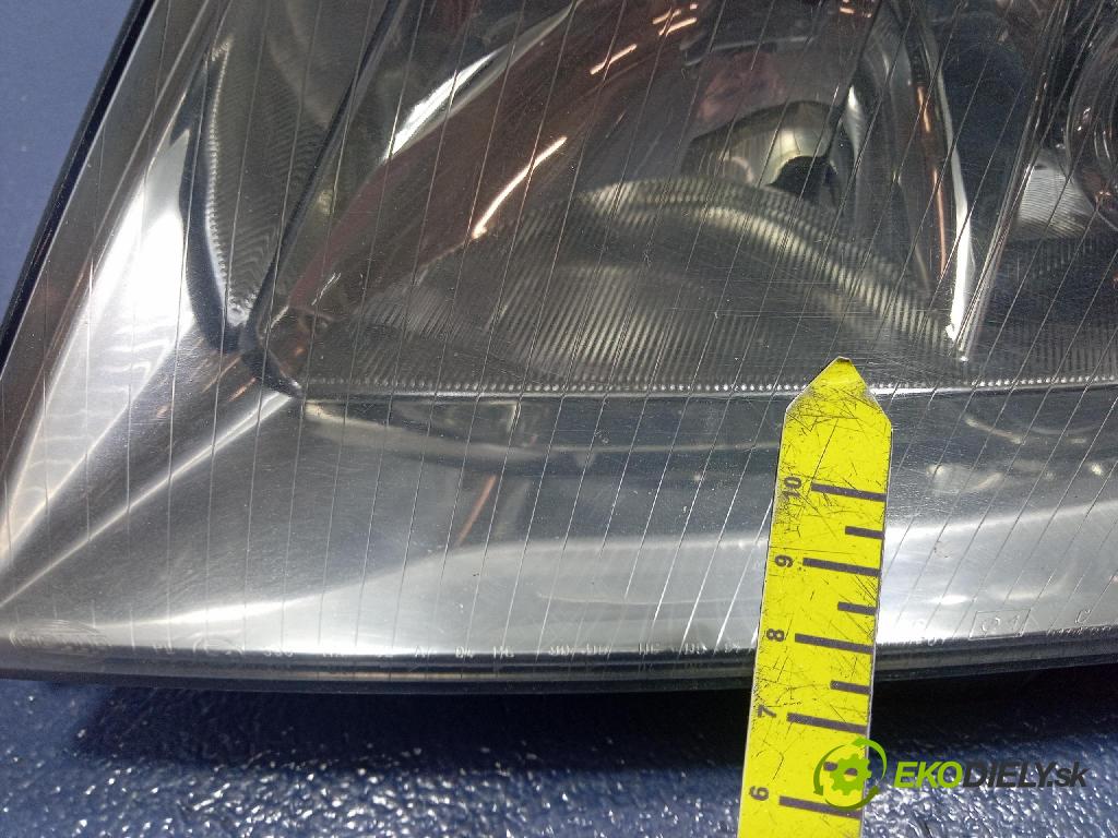 Audi A6 2001 světlo Levý: 14847300
