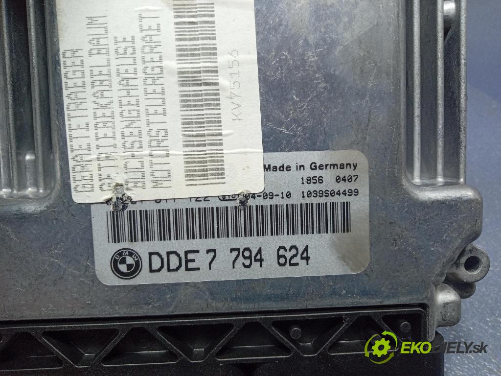 Bmw Seria 3 2004 řídící jednotka Motor: 7794624