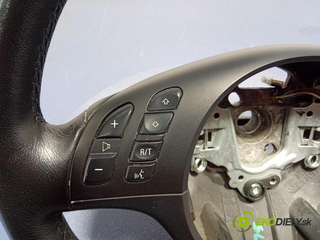 Bmw Seria 3 2004 volant 2282022