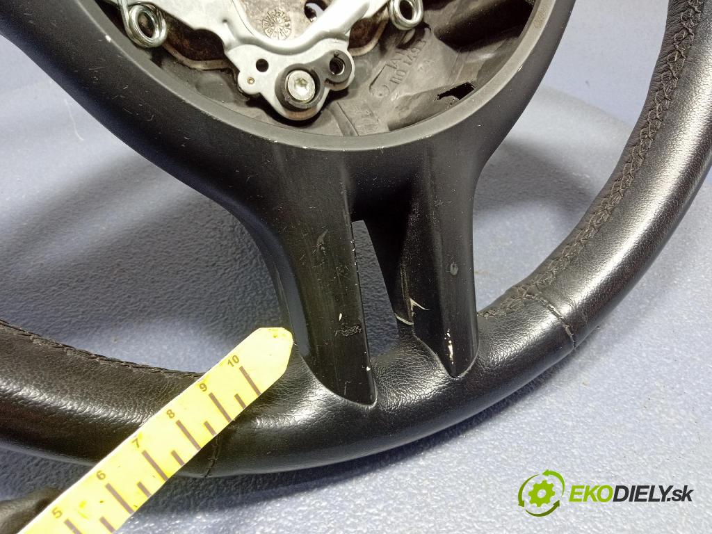 Bmw Seria 3 2004 volant 2282022