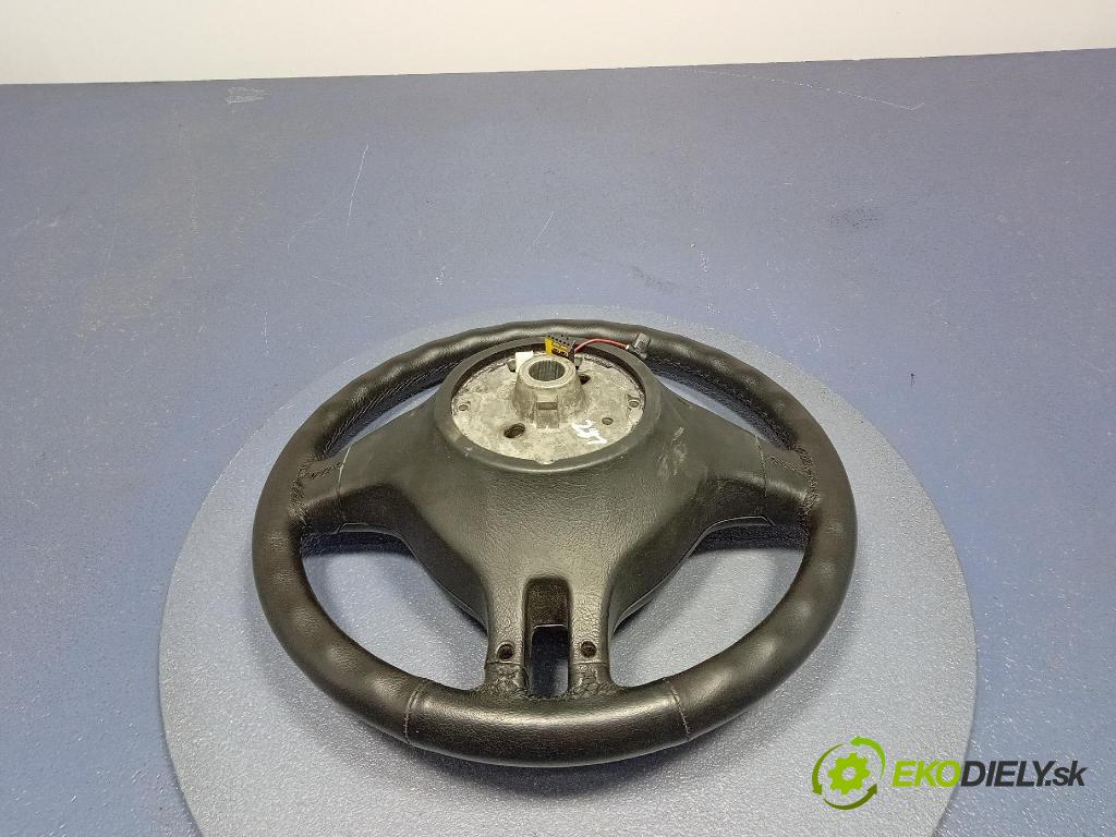 Bmw Seria 3 2004 volant 2282022
