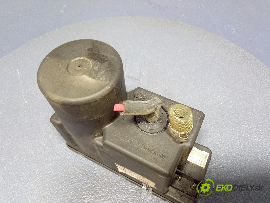 Audi A4 1996 čerpadlo Centrální Zámek 4A0862257A