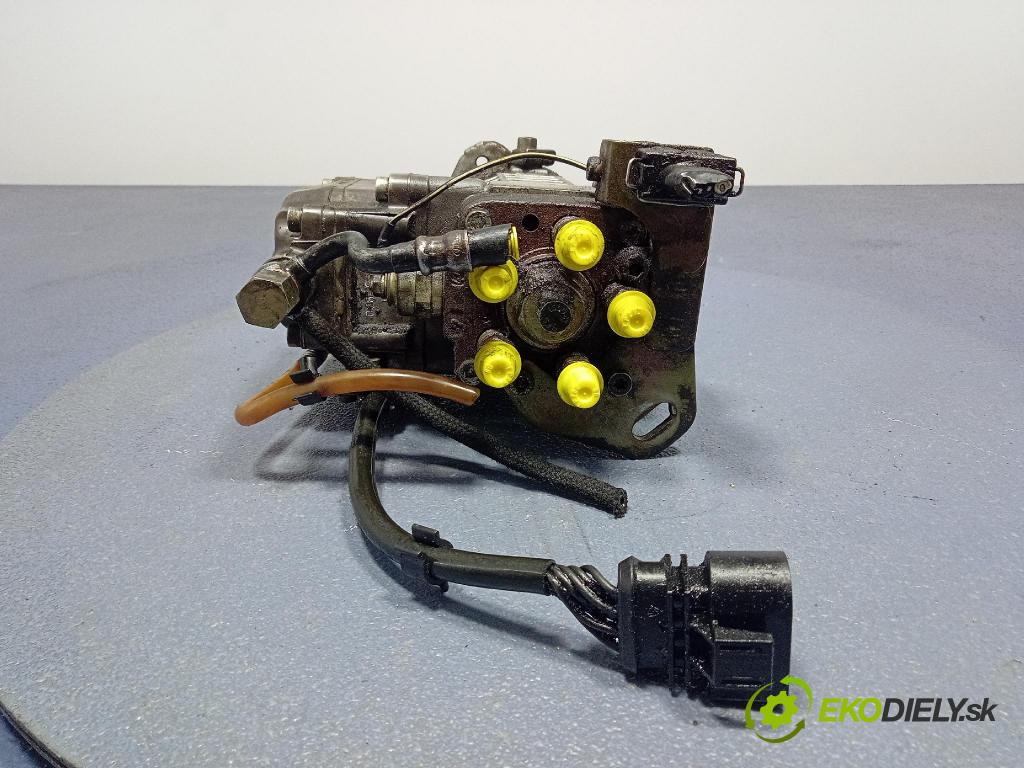 Volvo V70 2000 čerpadlo Injekce: 074130110M