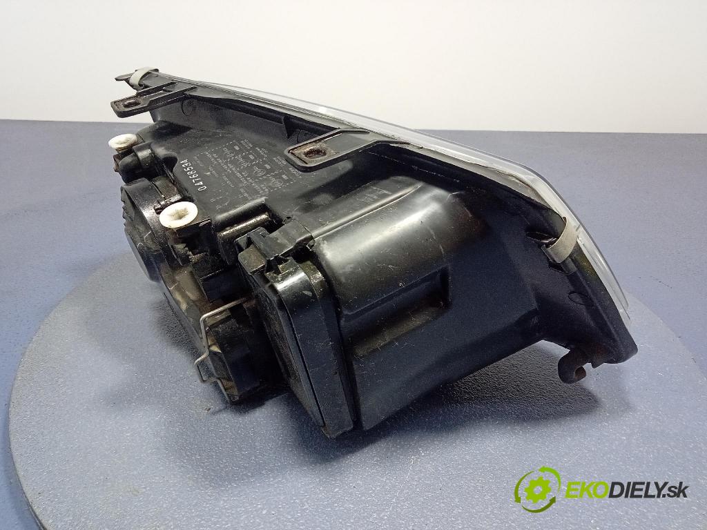 Volkswagen Bora 2003 světlo Levý: 441-1138L