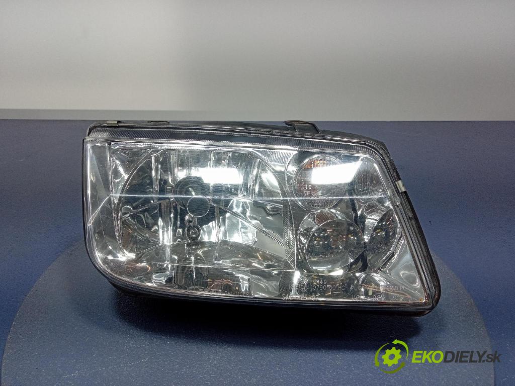 Volkswagen Bora 2003 světlo v pravo: 441-1188R