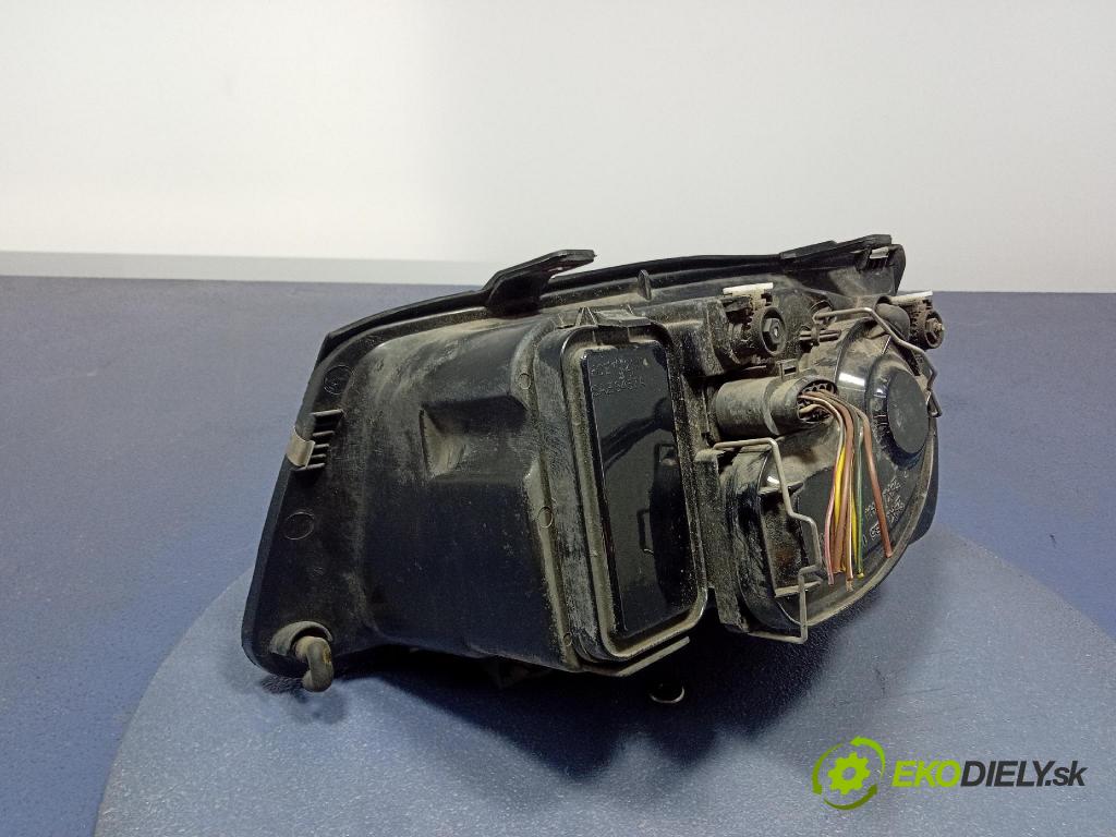 Volkswagen Bora 2003 světlo v pravo: 441-1188R