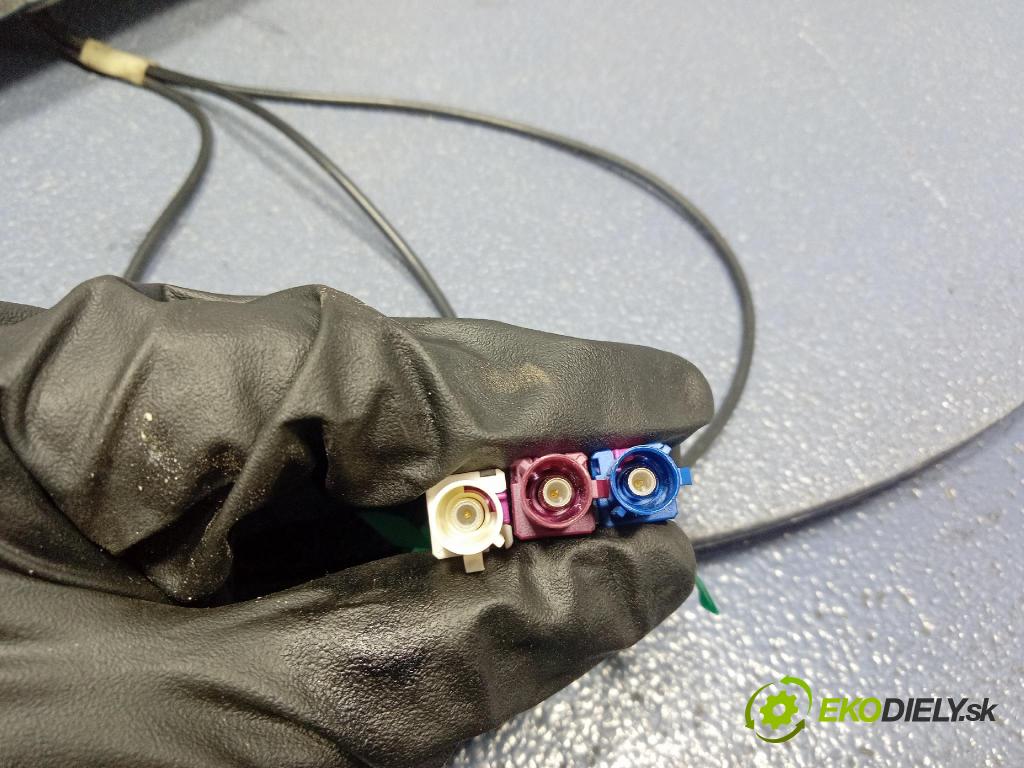 Skoda Yeti 2015 Antena 6R0035501C