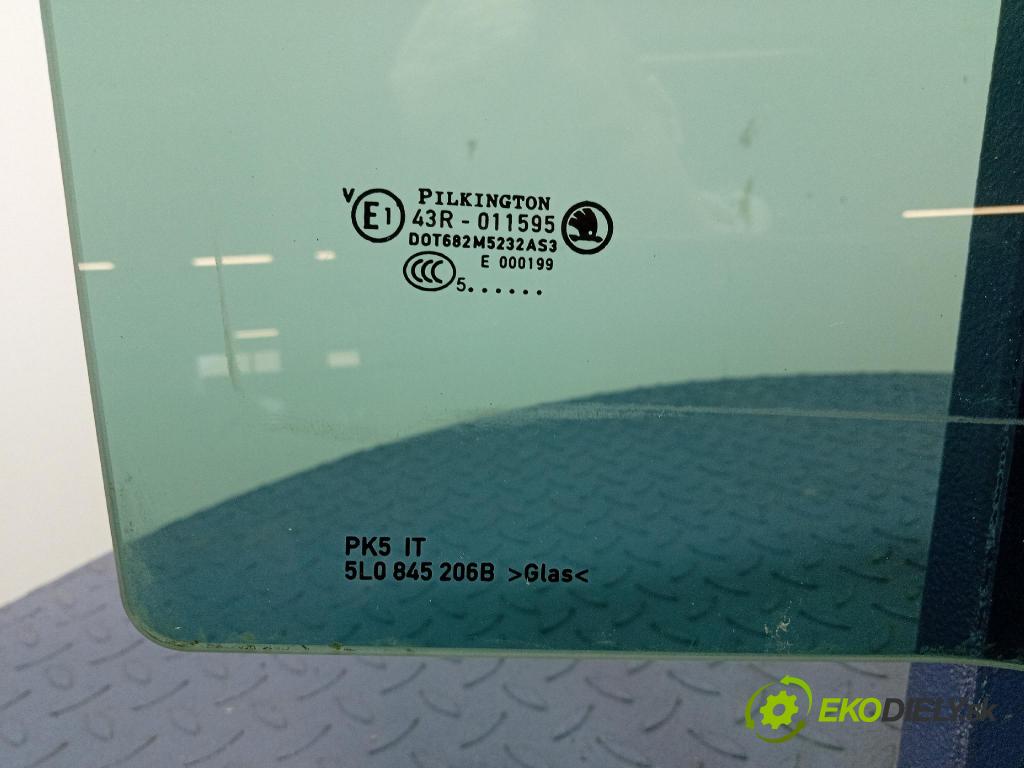 Skoda Yeti 2015 sklo dveře Zad: Práva: 5L0845206B