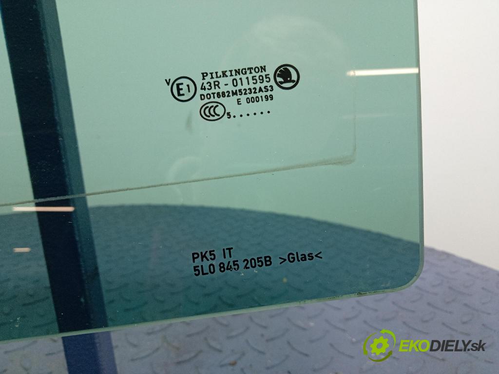 Skoda Yeti 2015 sklo dveře Zad: levé 5L0845205B
