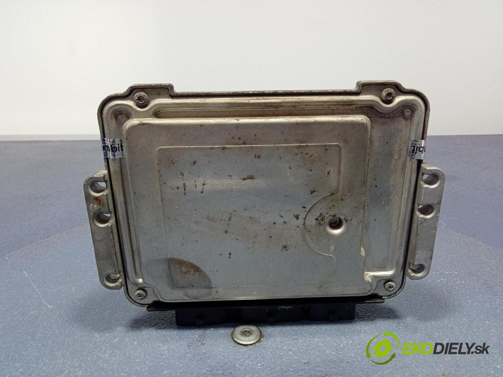 Suzuki Grand vitara 2006 řídící jednotka Motor: 8200518648