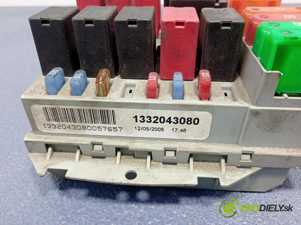 Fiat Ducato 2005 skříňka Pojistky 1332043080