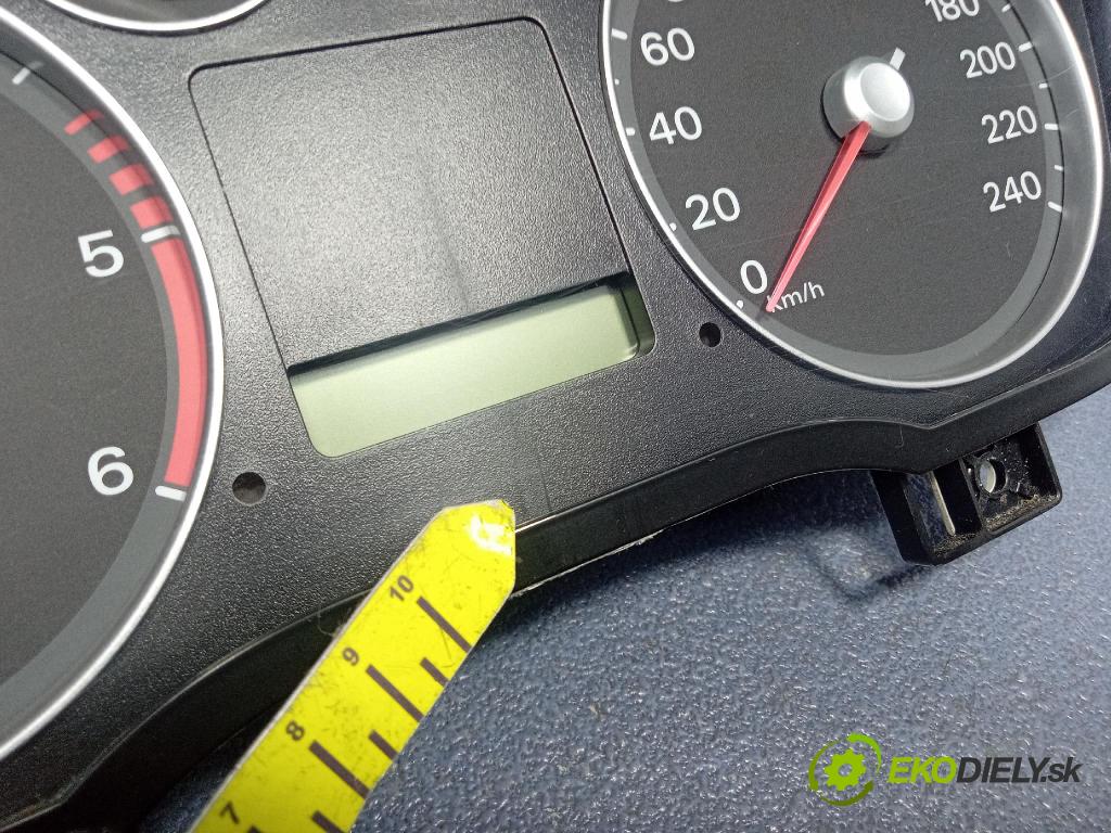 Ford Focus 2007 Přístrojová deska 3M5F10841B