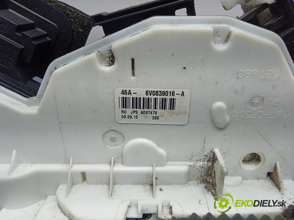 Skoda Yeti 2015 zámek dveře před v pravo: 6V0839016A