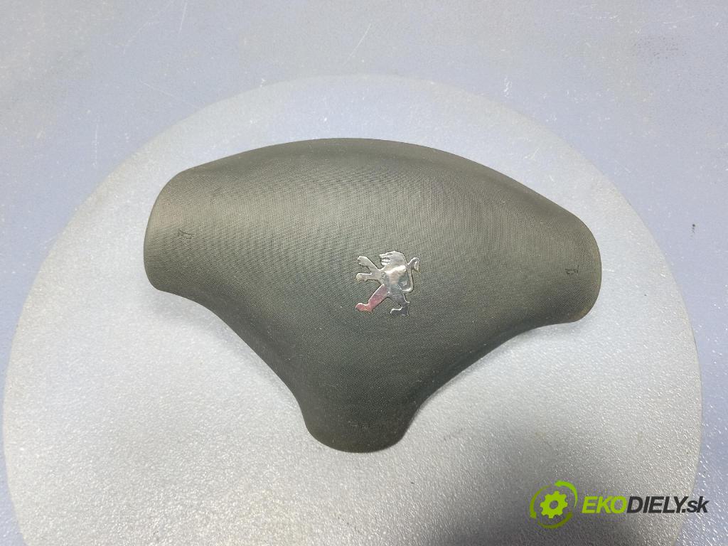 Peugeot 107 2006 Airbag: Řidiči: x 5ADA3N
