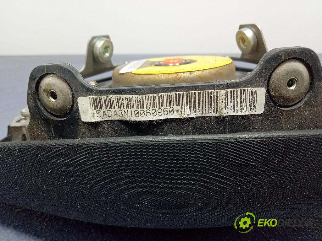 Peugeot 107 2006 Airbag: Řidiči: x 5ADA3N