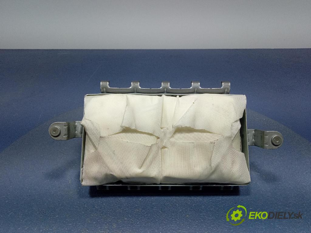 Peugeot 107 2006 Airbag: Cestující: x 5BDAGF