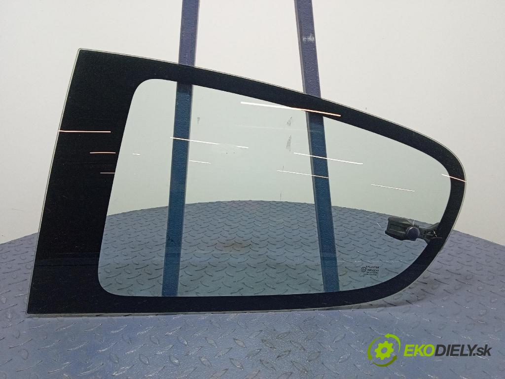 Peugeot 107 2006 sklo dveře Zad: levé