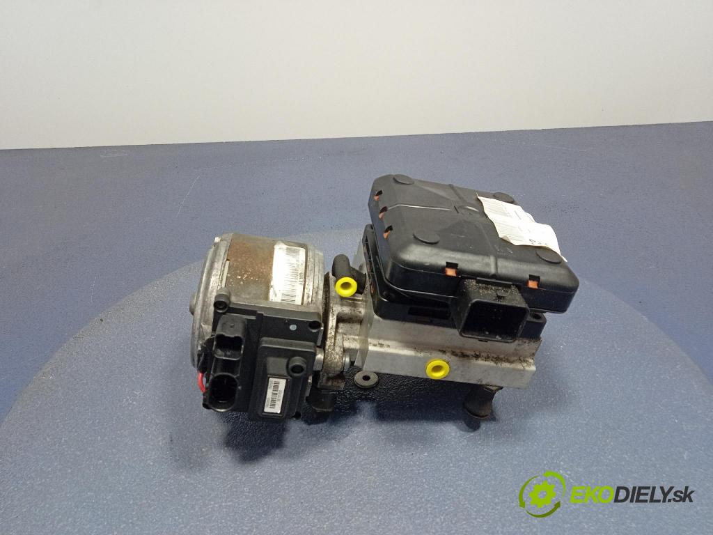 Citroen C5 2007 Kompresor Vzduch: 9636716080
